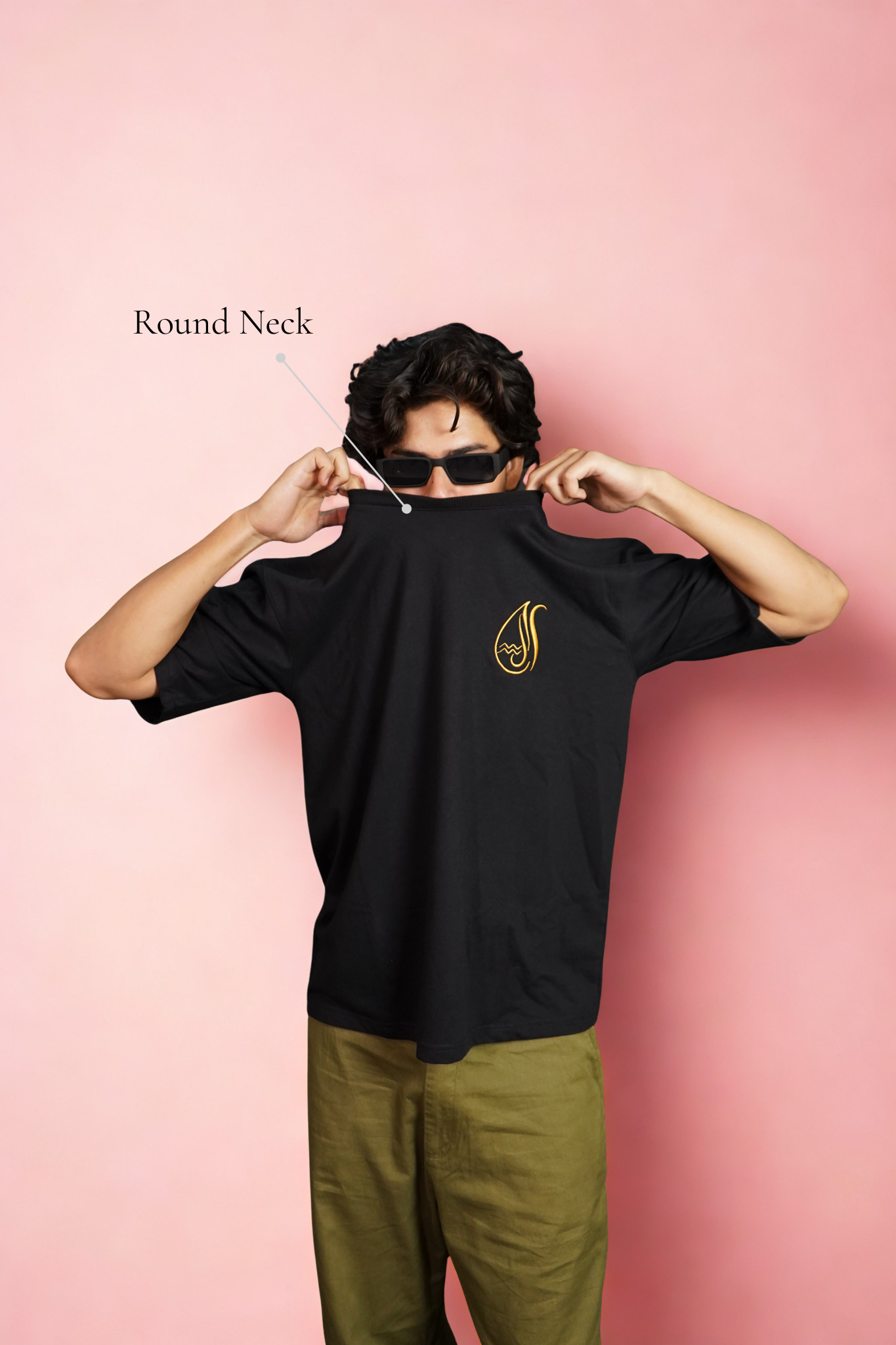 Aquarius (Aquarius themed Embroidered oversize t-shirt, unisex)