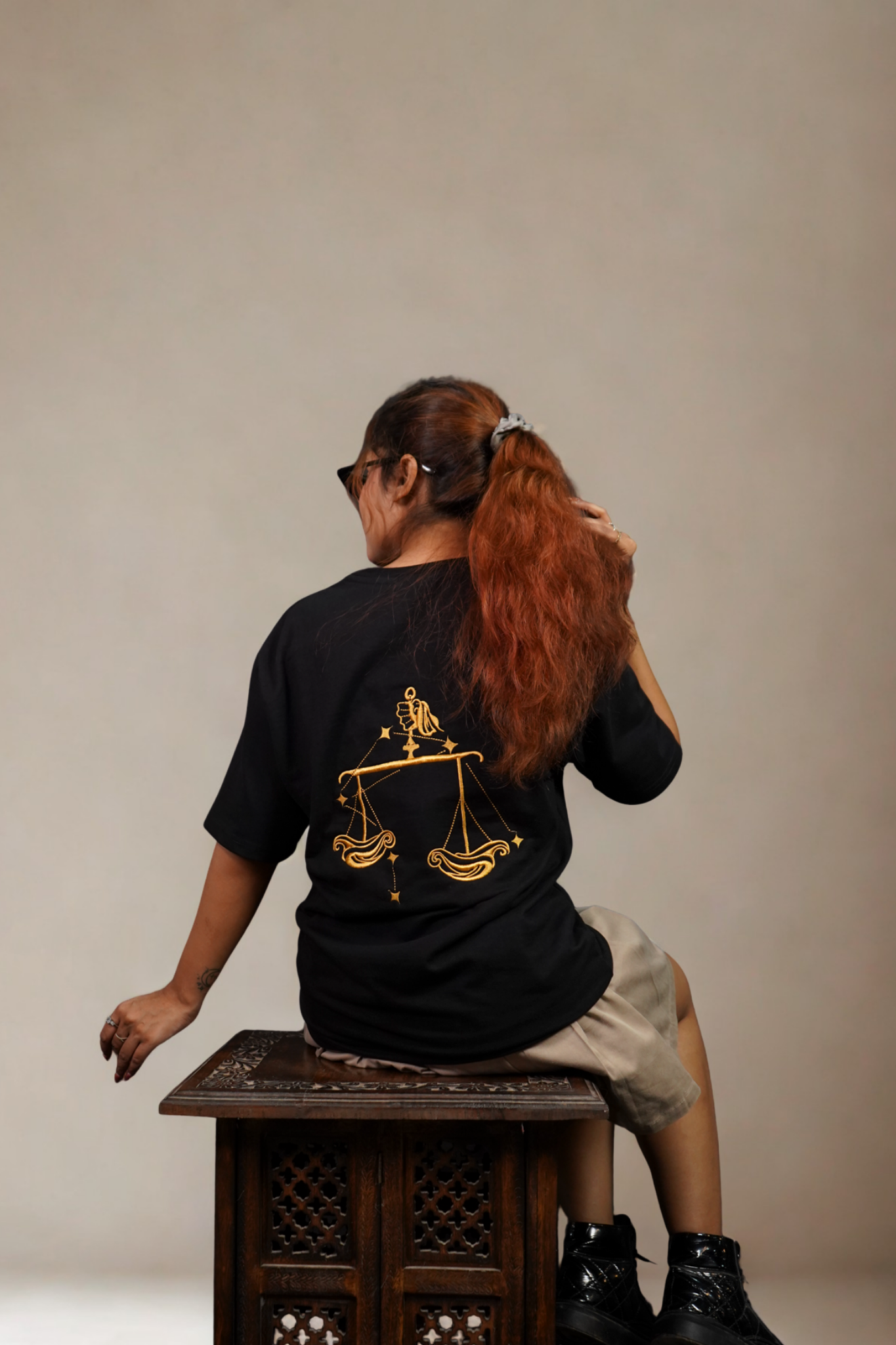 Libra (Libra themed Embroidered oversize t-shirt, unisex)