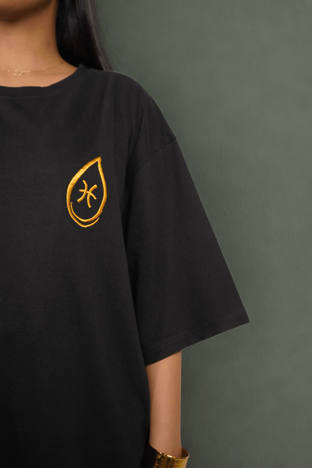 Pisces (Pisces themed Embroidered oversize t-shirt, unisex) - Albin FashionT-shirtAlbin Fashion