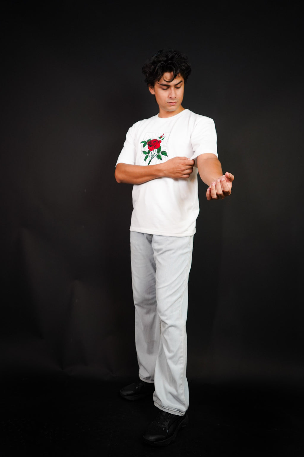 Crimson Bloom - Albin FashionT-shirtAlbin Fashion