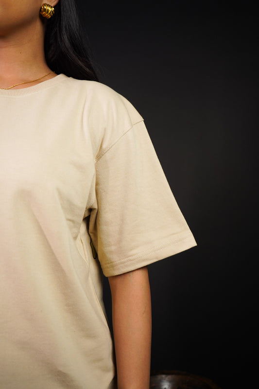 Petal Poise Oversized T-shirt (unisex) - Albin FashionT-shirtAlbin Fashion