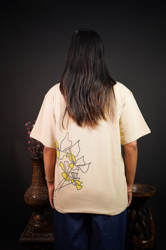 Petal Poise Oversized T-shirt (unisex) - Albin FashionT-shirtAlbin Fashion