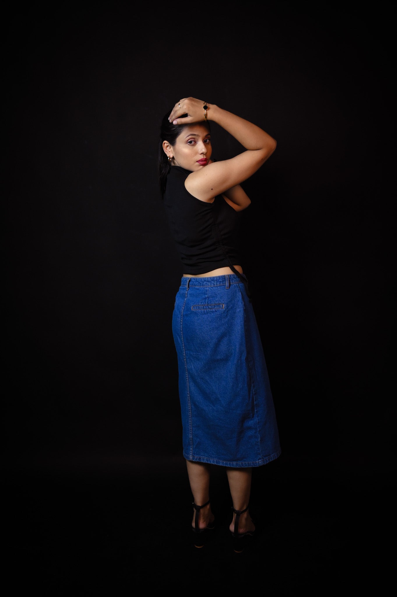 Vogue Turtle Crop (Black) - Albin Fashioncrop topAlbin Fashion