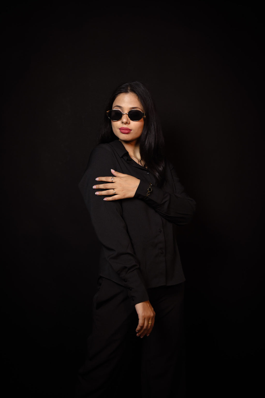 Shadow Fit (Black Shirt) - Albin FashionAlbin Fashion