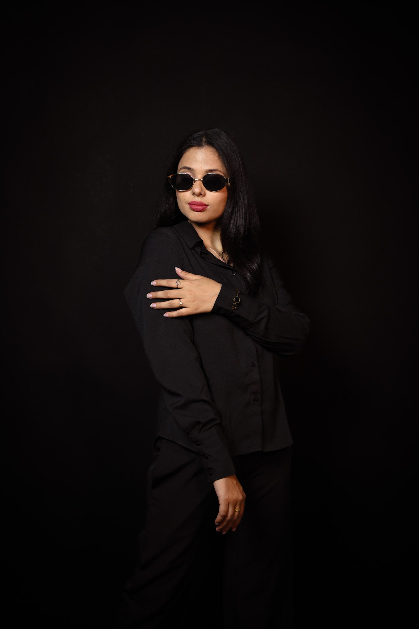 Shadow Fit (Black Shirt) - Albin FashionAlbin Fashion